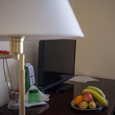 Hotel U Salzmannu Plzen Bagian luar foto